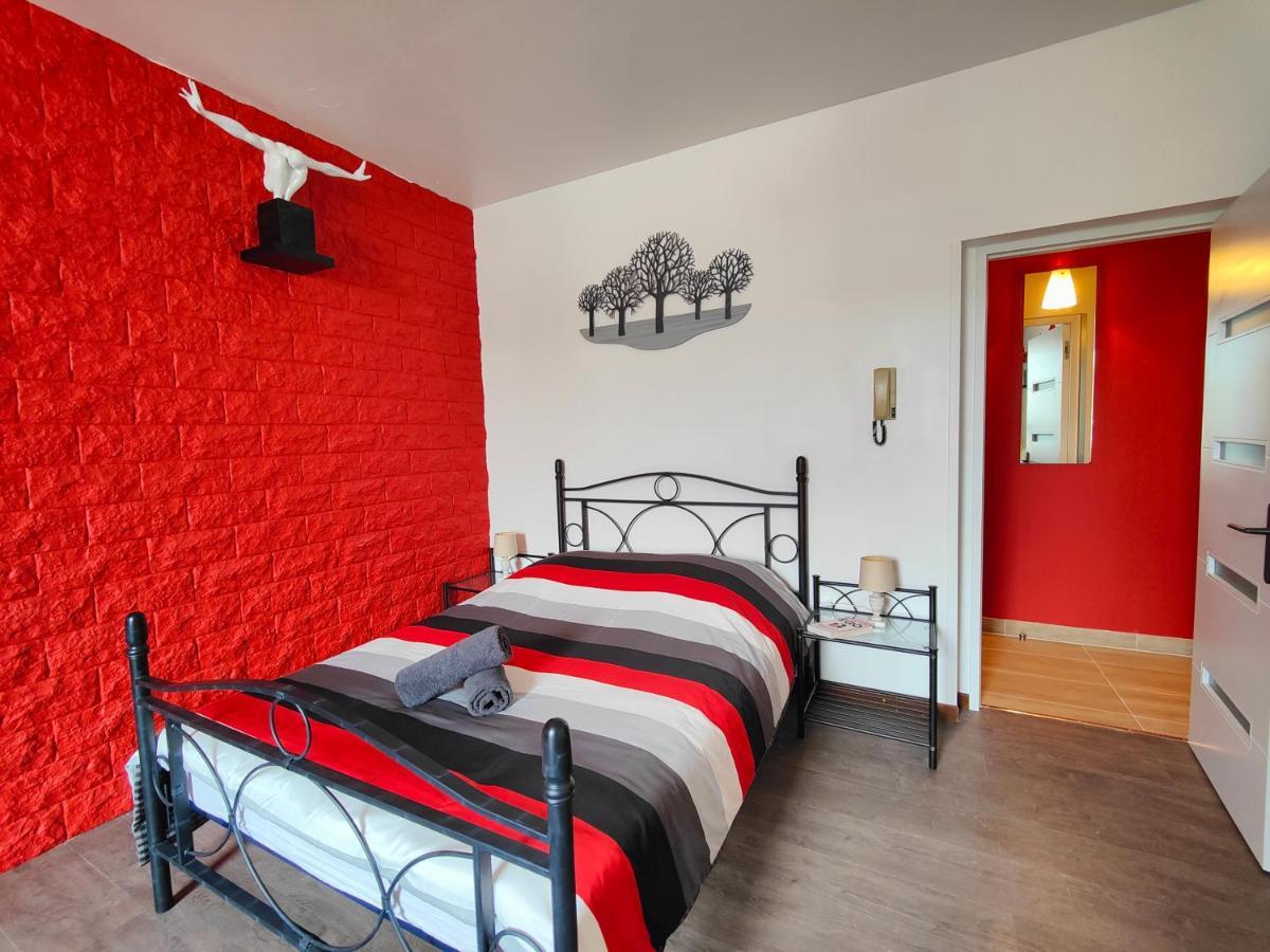 Private & Comfortable Apartments Puttelange-aux-Lacs Exterior foto