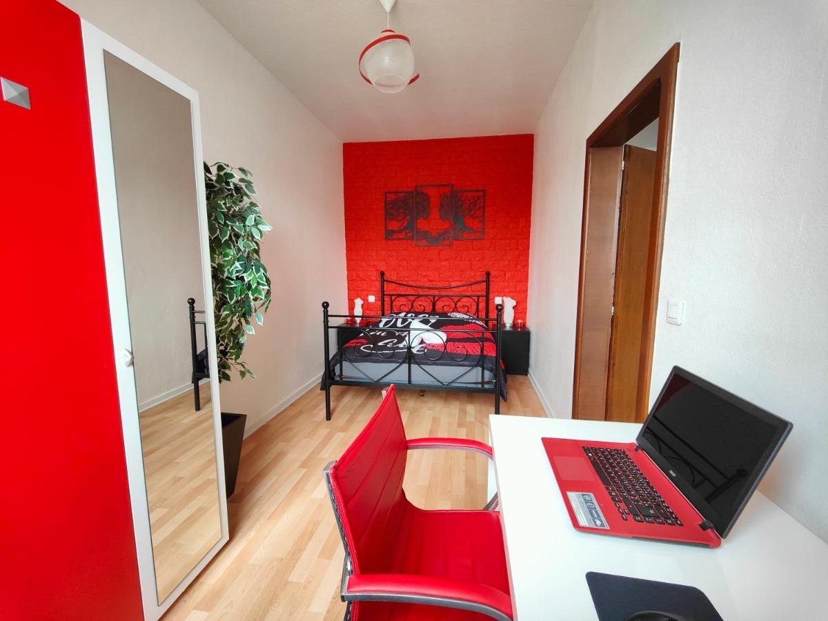 Private & Comfortable Apartments Puttelange-aux-Lacs Exterior foto